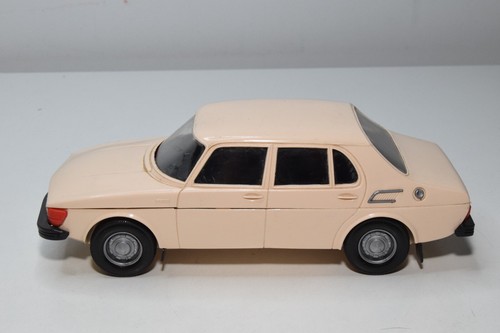 B69 1:20 STAHLBERG FINLAND SAAB 99GL 99 GL CREAM EXC. COND. - Picture 2 of 9