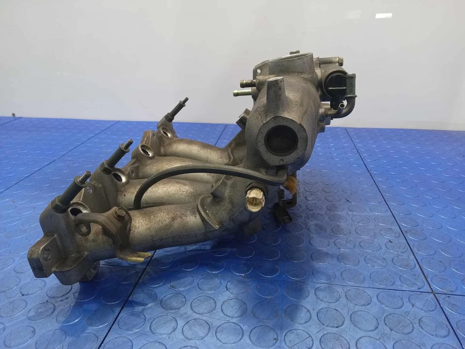 Colector de admisión Honda CR-V 1999-2001 Plenum pieza original OEM 17100PHKA00 Foto 3 de 4