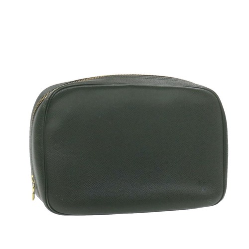 LOUIS VUITTON Taiga Trousse Toilette PM Clutch Bag Episea M30224 LV Auth  yk1105 | eBay