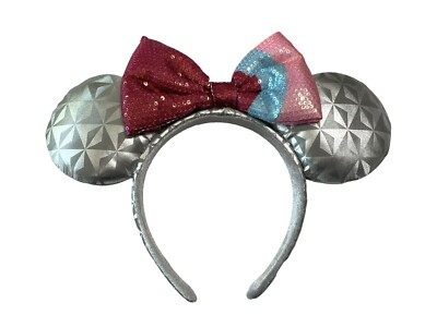 Disney Parks Epcot Spaceship Earth Bubble Gum Wall Minnie 