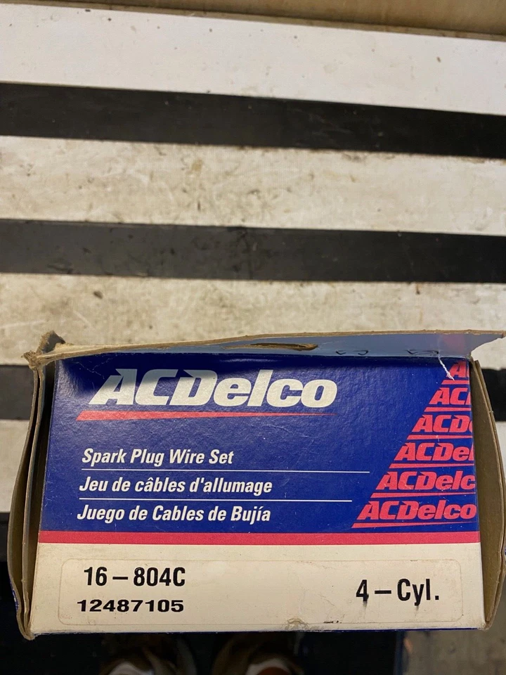 Cables de bujía Acdelco como nuevos OEM Jeep Wrangler Scrambler 83-90 16-804 12487105 Foto 2 de 2