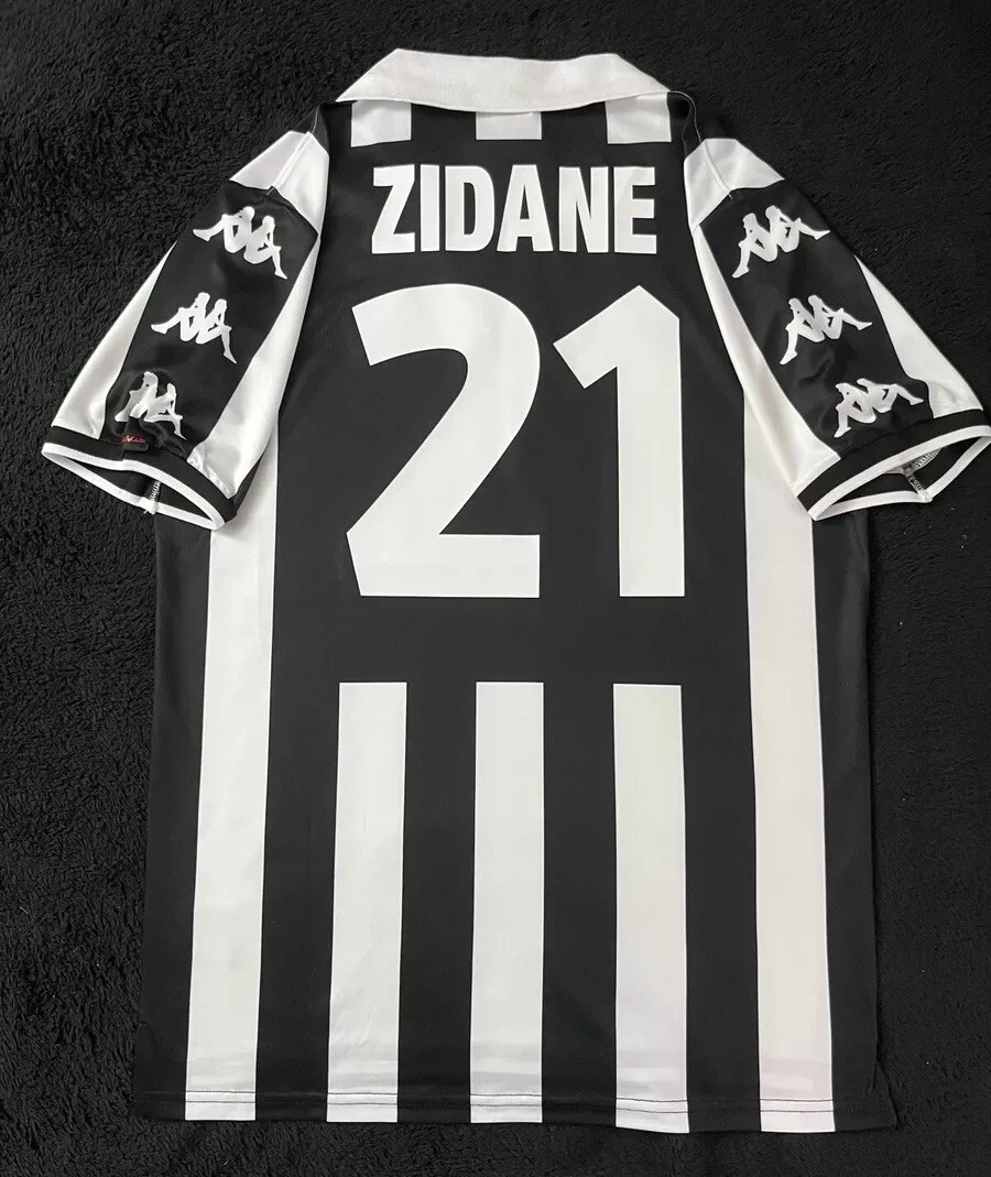 Juventus Multi-Color Size XL International Club Soccer Fan Apparel