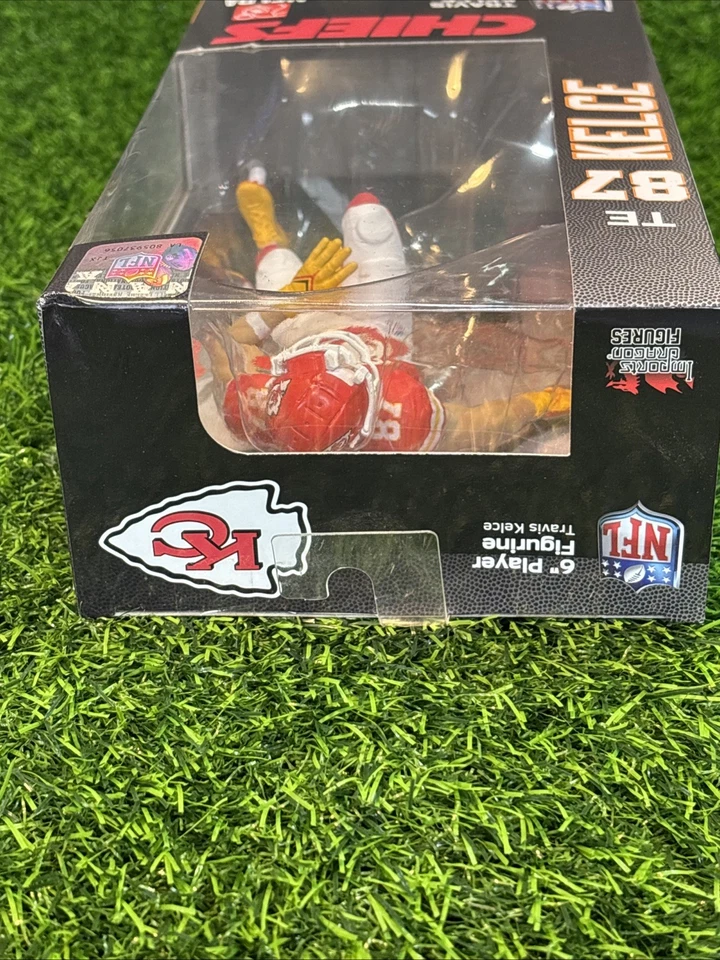Travis Kelce Series 2 Figure Chiefs #87 NFLPA 2022 New Sealed Mint Box - Image 4 of 4