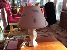 Small Vintage Table Ceramic Lamp Light White Living Room Fully Working 24cm tall