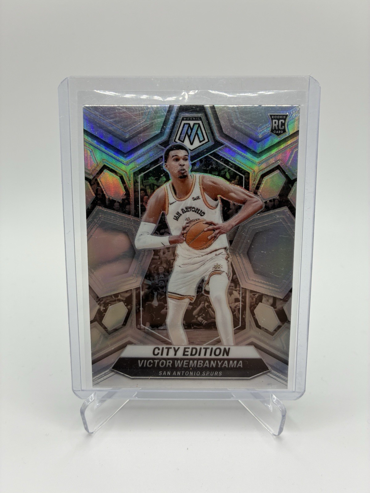 2023-24 Panini Mosaic City Edition Victor Wembanyama #282 Silver Prizm (RC)