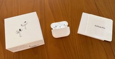 Apple AirPods Pro 2nd Gen MagSafe Charging Case USB-C Lightly Used with box
