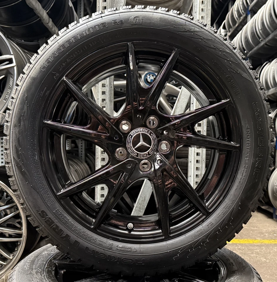 4x Orig Mercedes-Benz Winterräder 205/55 R17 95R CLA C174 A1744010000 3503 - Bild 2 von 3