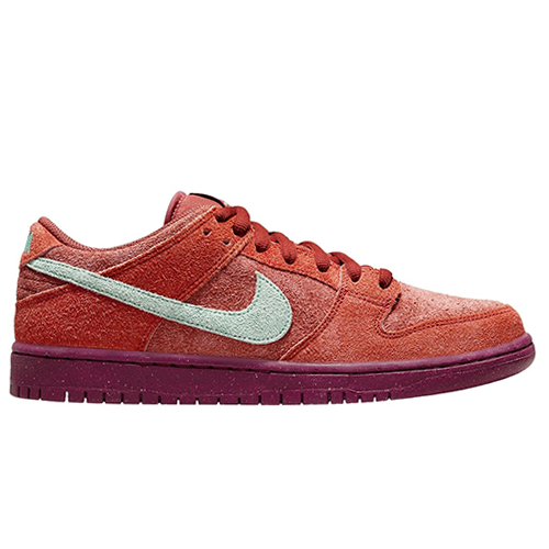 Nike SB Dunk Low Mystic Red