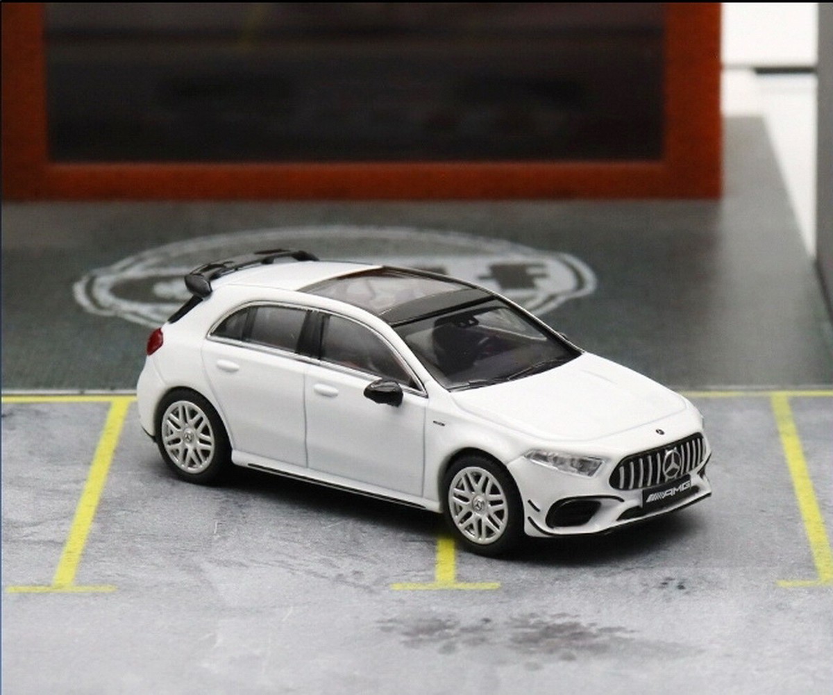 Kiloworks 1/64 Scale Mercedes-Benz AMG A45 S 2023 White Diecast