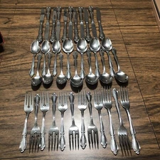 37 Pieces ONEIDA STAINLESS BY ONEIDA LTD. Deluxe Strathmore Forks Knife Spoons