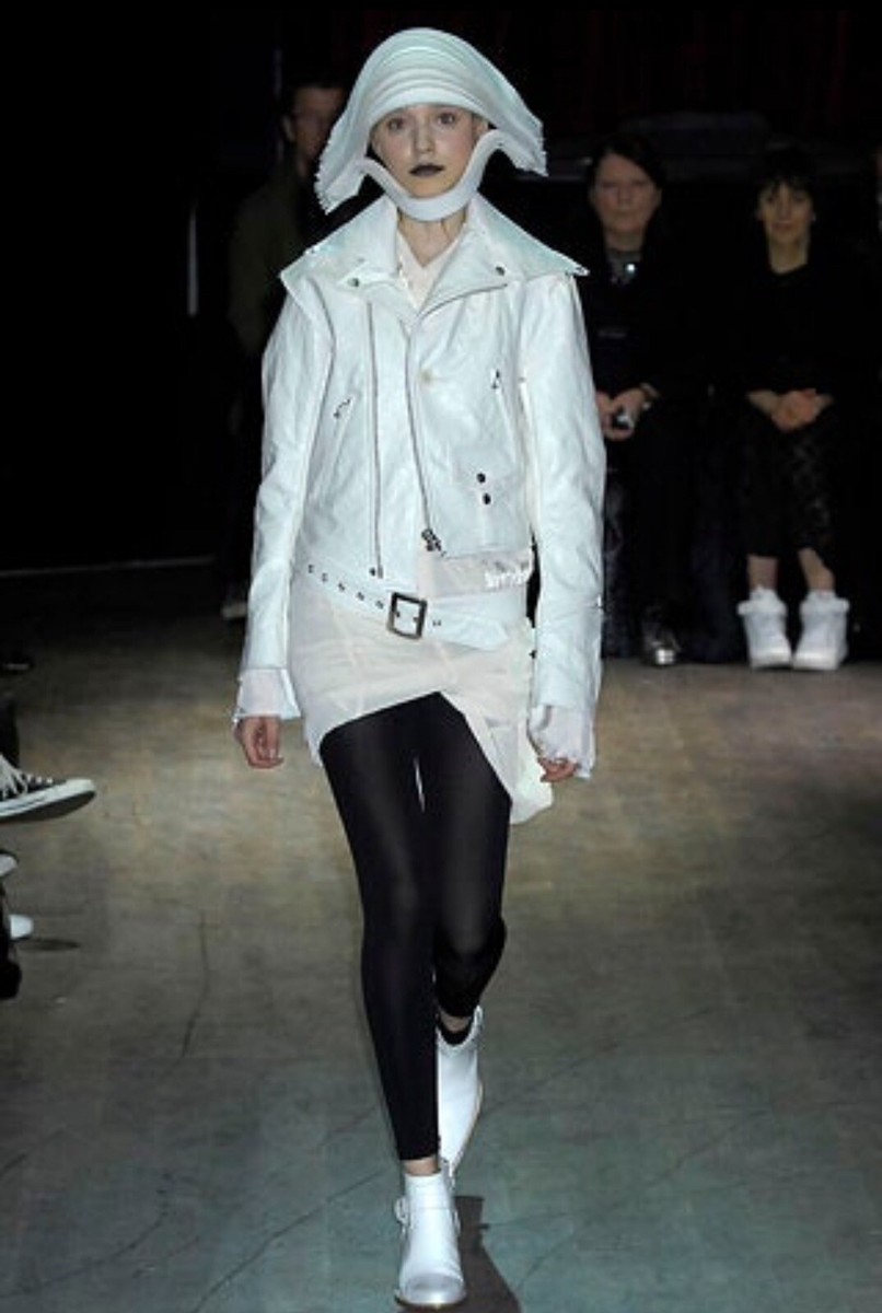 2007 RUNWAY JUNYA WATANABE COMME DES GARCONS DECONSTRUCTED 2007 RUNWAY JUNYA WATANABE COMME DES GARCONS DECONSTRUCTED