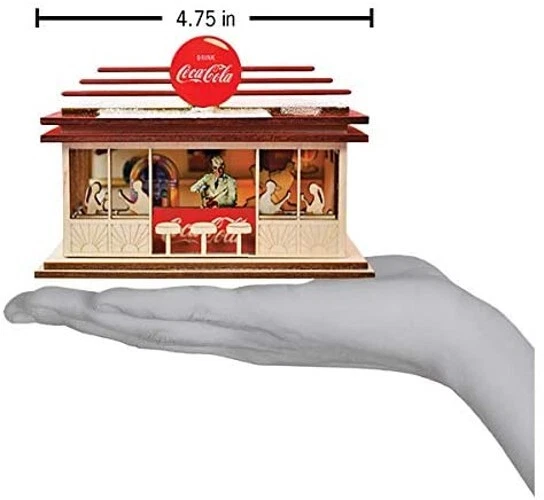 Ginger Cottage 可口可乐苏打水店装饰品 — 第 3/4 张图片