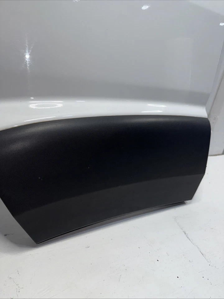 2014-2023 Ram Promaster 1500, 2500, 3500 переднее левое крыло с внутренним белым OEM - Изображение 3 из 4