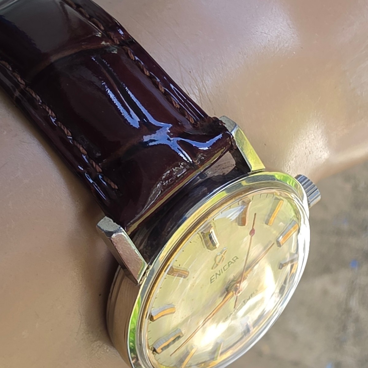 Vintage ENICAR Ocean Pearl men's manual wind watch AR-1140 swiss
