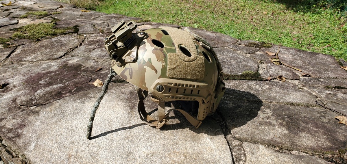 Ops Core FAST Carbon Bump Helmet Multicam W/ Wilcox G19 NVG Mount