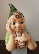 Vintage SELTEN lächelnder grüner Wichtel Elfe Pixie signiert HB 88 liegende Figur 14 Zoll USA