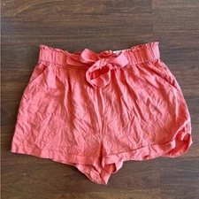 NWT SO Coral High Rise Shorts Size L