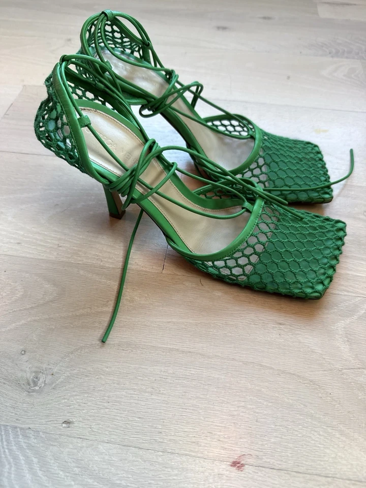 Bottega Veneta Green Stretch Heels Leather Trimmed Women’s size 41 - Image 2 of 2