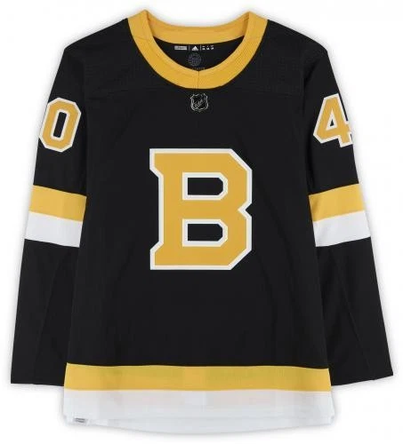Camiseta deportiva Adidas alternativa negra firmada por Tuukka Rask Boston Bruins auténtica enmarcada Foto 3 de 4