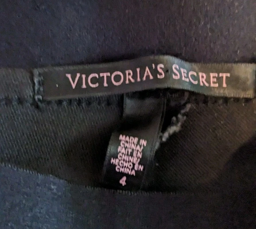 Leggings femininas Victoria's Secret de couro sintético com zíper lateral tamanho 4 marrom seminovas - Imagem 3 de 3