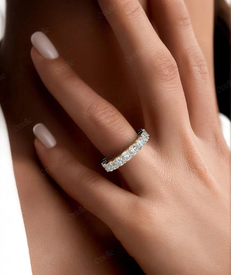 Anillo banda de eternidad de lujo de oro amarillo de 14 quilates sólido diamante natural corte redondo de 5,00 quilates Foto 4 de 4