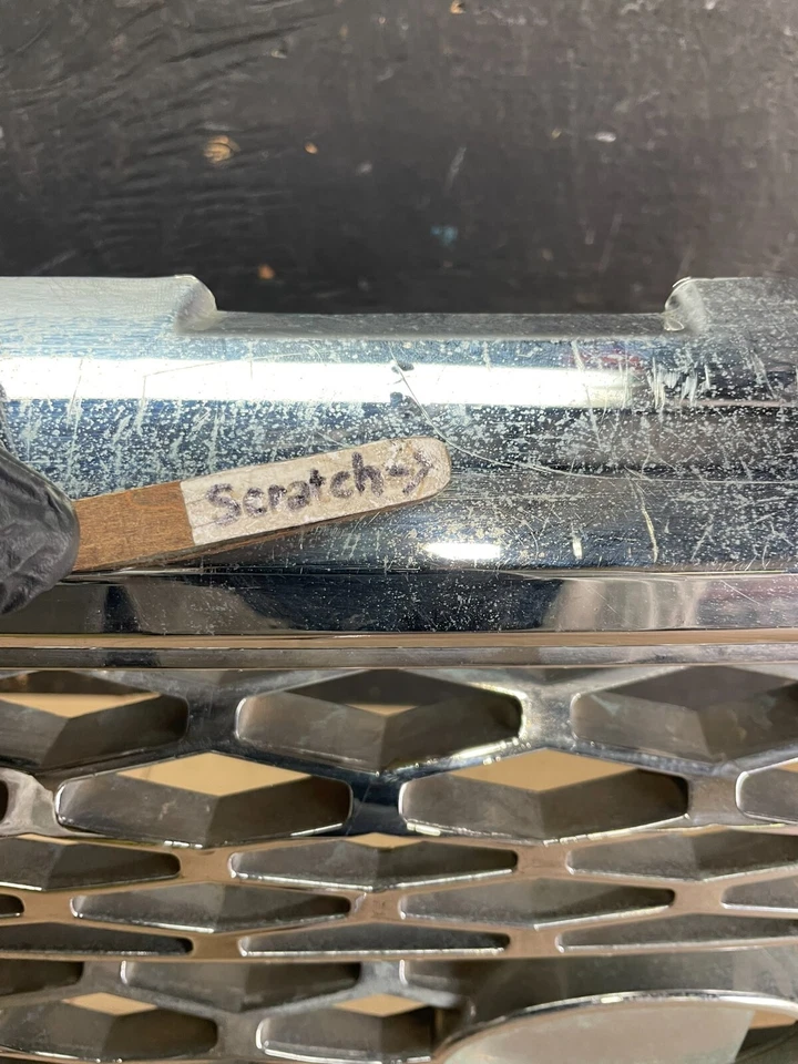 Land Rover Range Rover 2002-2005 parrilla superior delantera OEM M8042 DG Foto 4 de 4