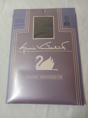 Gloria Vanderbilt Daysheer Reinforced Toe Taupe Size B in package