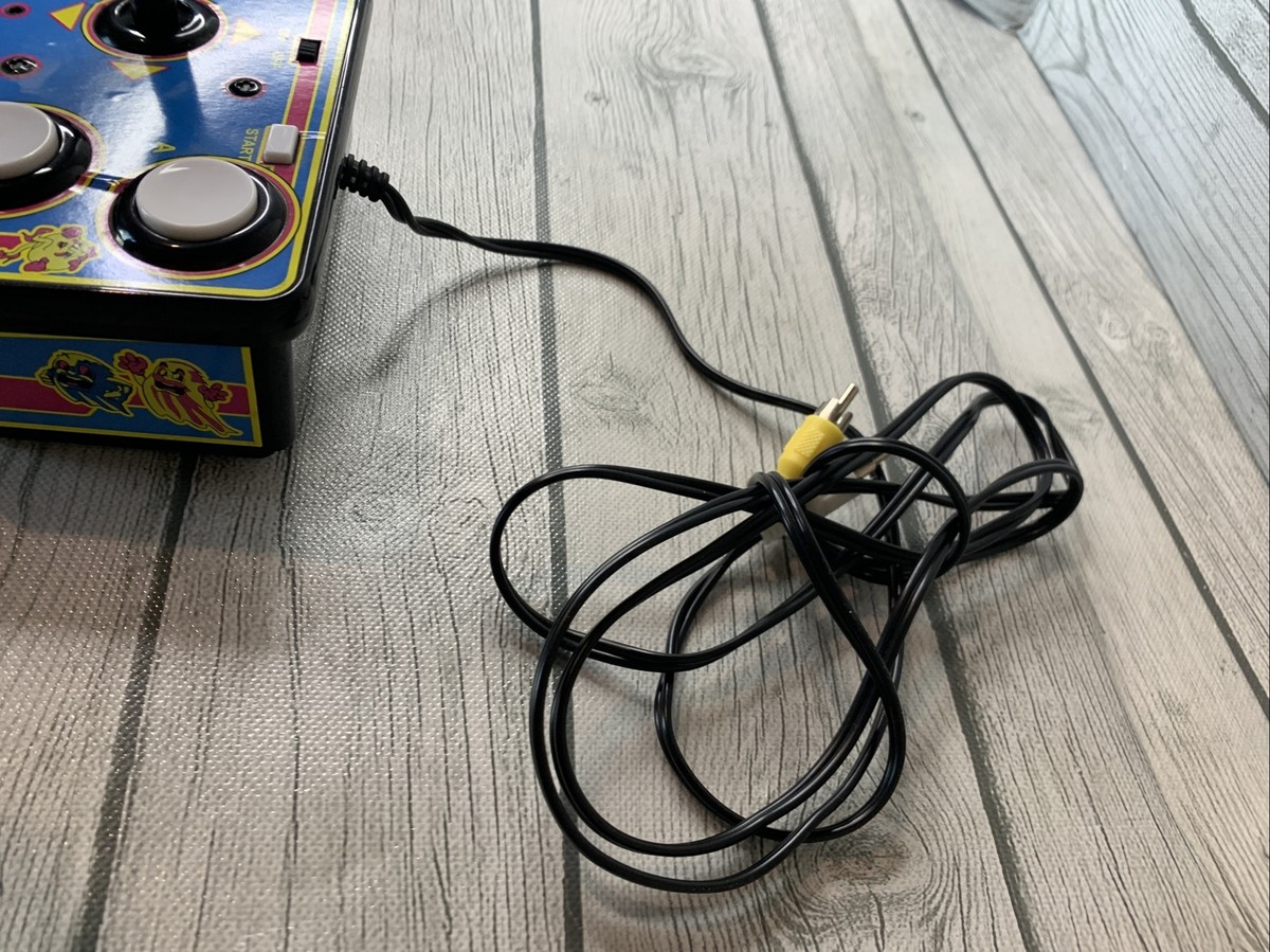 1993 Ms.Pac-man TV Plug N Play Classic Arcade Game Bandai Namco