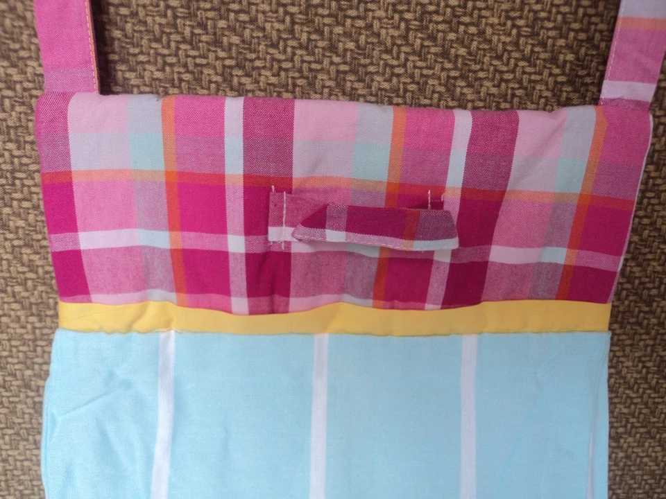 Apilador de pañales colgantes Kenneth Brown Sweet Stitches rosa azul soporte a cuadros NUEVO Foto 3 de 4