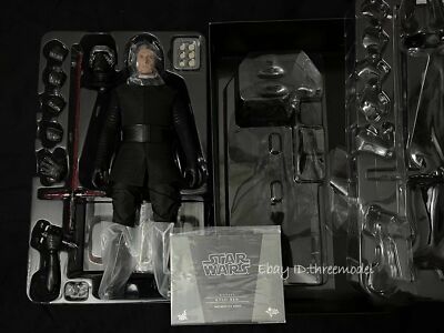 Hot Toys HT 1/6Scale MMS560 Star Wars Kylo Ren Collection Action