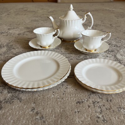Vintage Royal Albert Val D'or Teil Teeservice