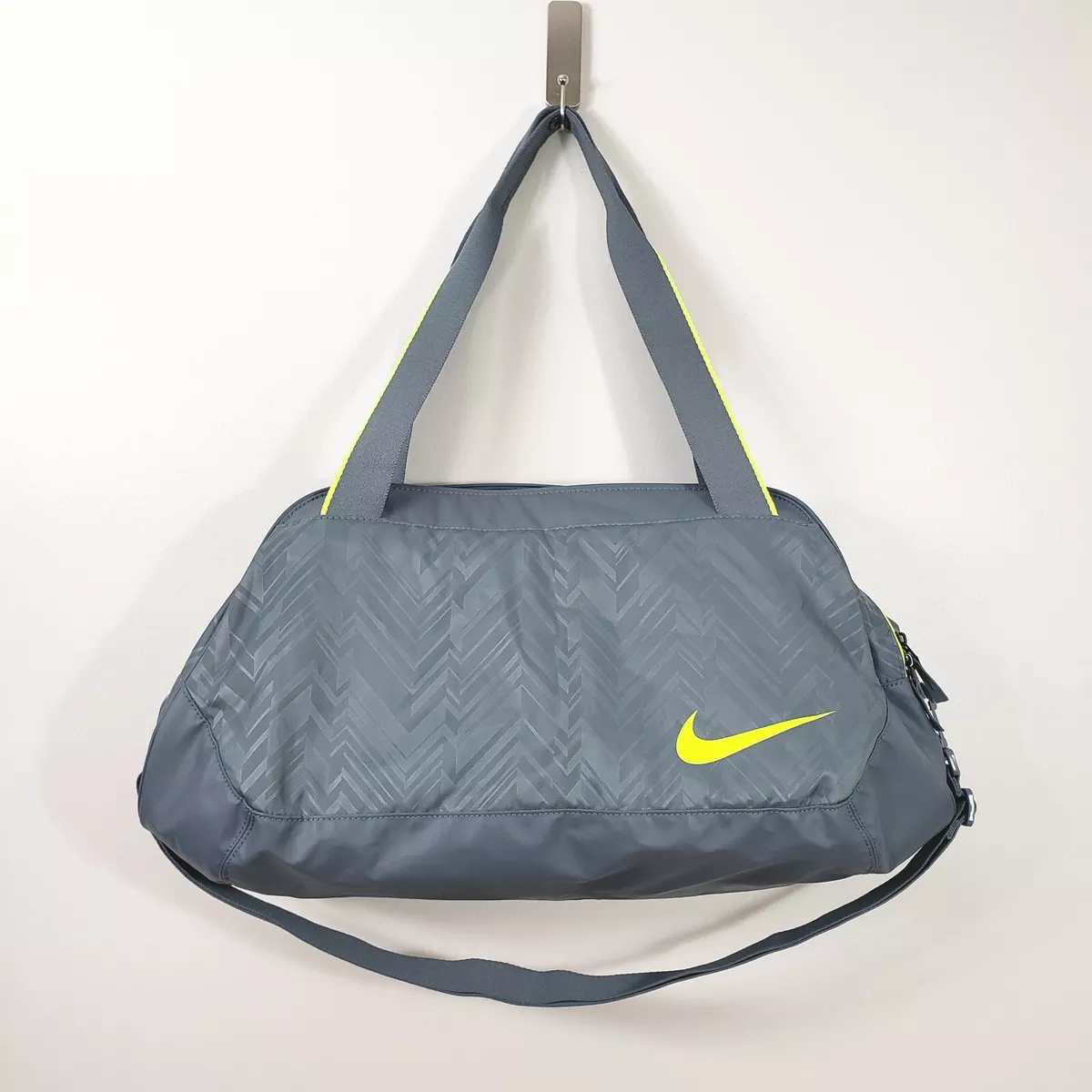 C72 20 Liters Gym Bag Green &amp; Gray eBay