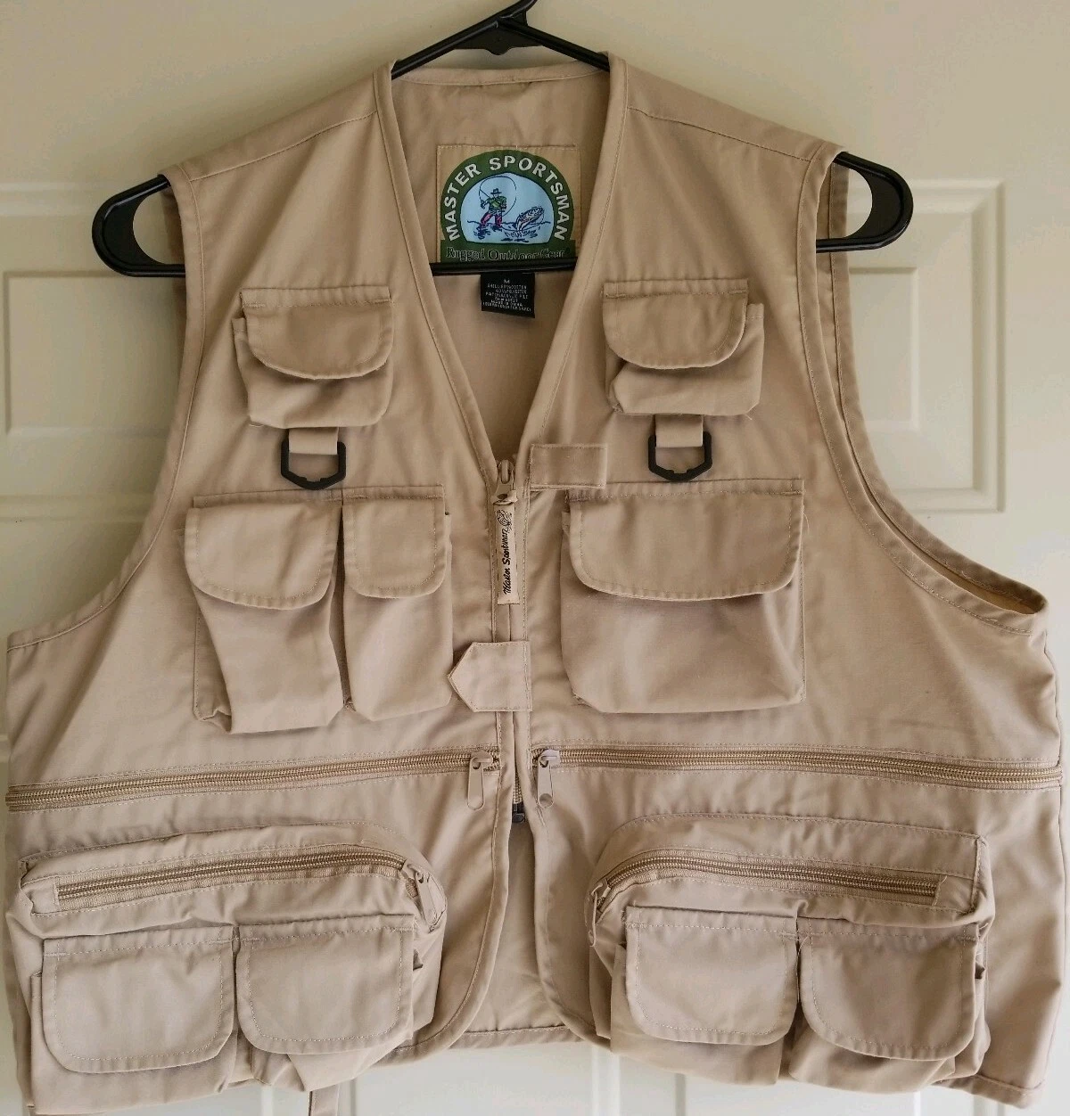 Master Sportsman Rugged Outdoor Gear Mens Medium Multipocket Fishing Vest EUC
Opens in a new window