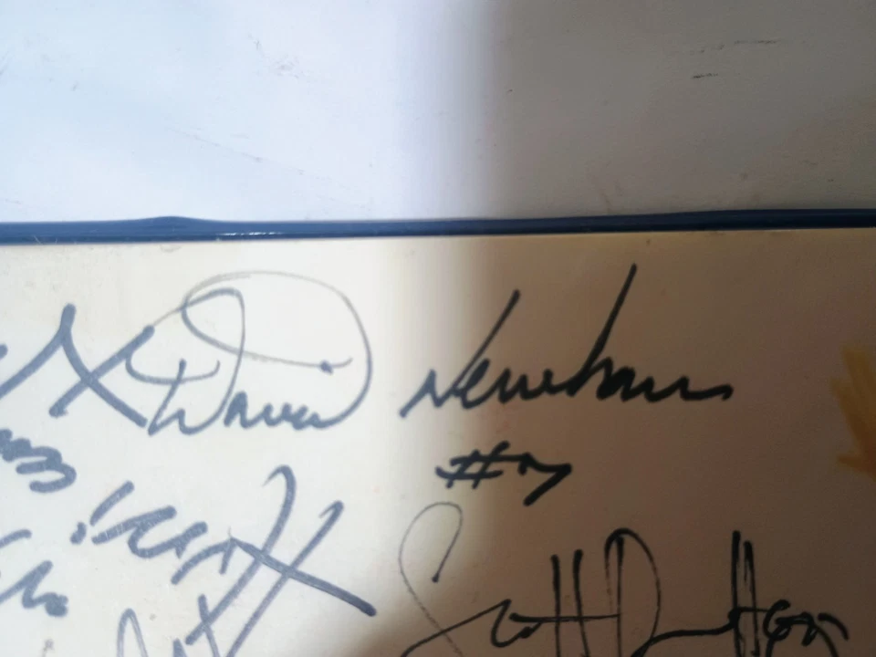 Autógrafos inaugurales del equipo West Michigan Whitecaps 1995 - David Newhan + otros Foto 3 de 4