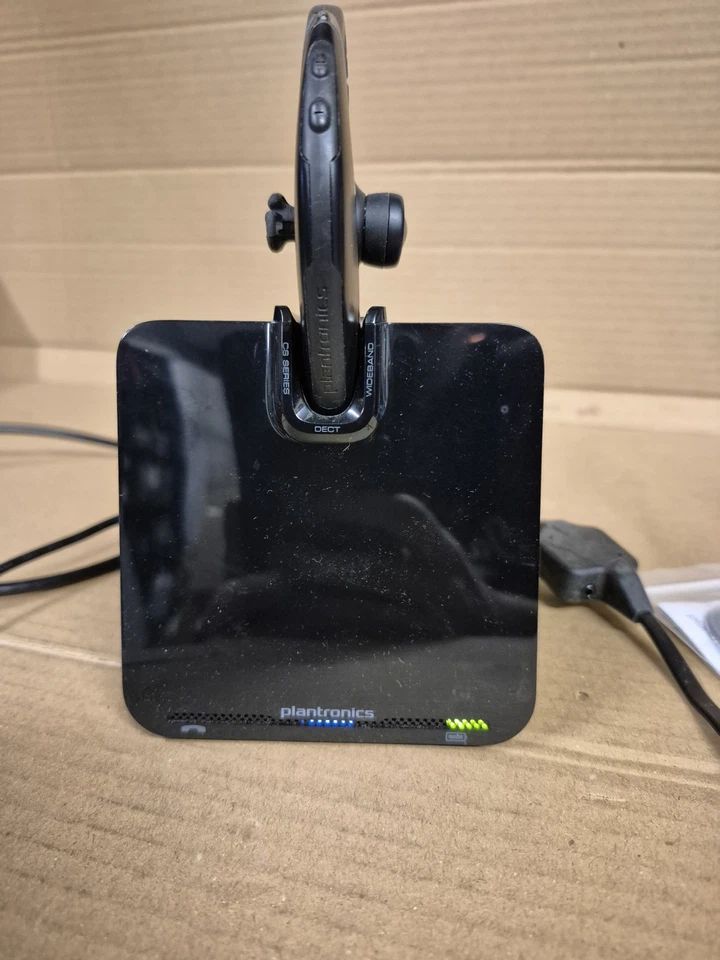 Plantronics WH210 Over the Ear Headset With Charging Station - Image 2 of 4