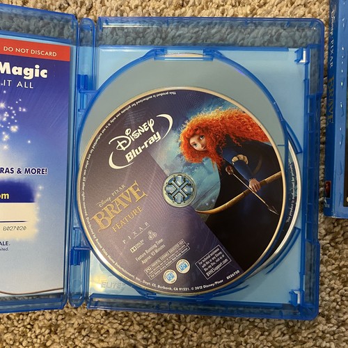 Disney Pixar BRAVE 3 Disc Collector's Edition SLIPCOVER + DVD + BLU-RAY - Picture 4 of 5