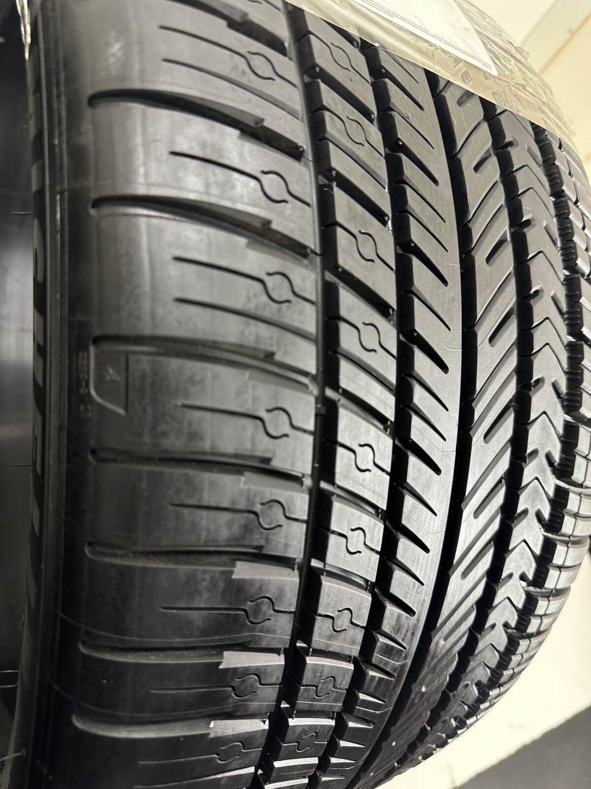 2 Michelin Pilot Sport 4 - 285/35zr19 Tires 2853519 285 35 19 99% TREAD ...