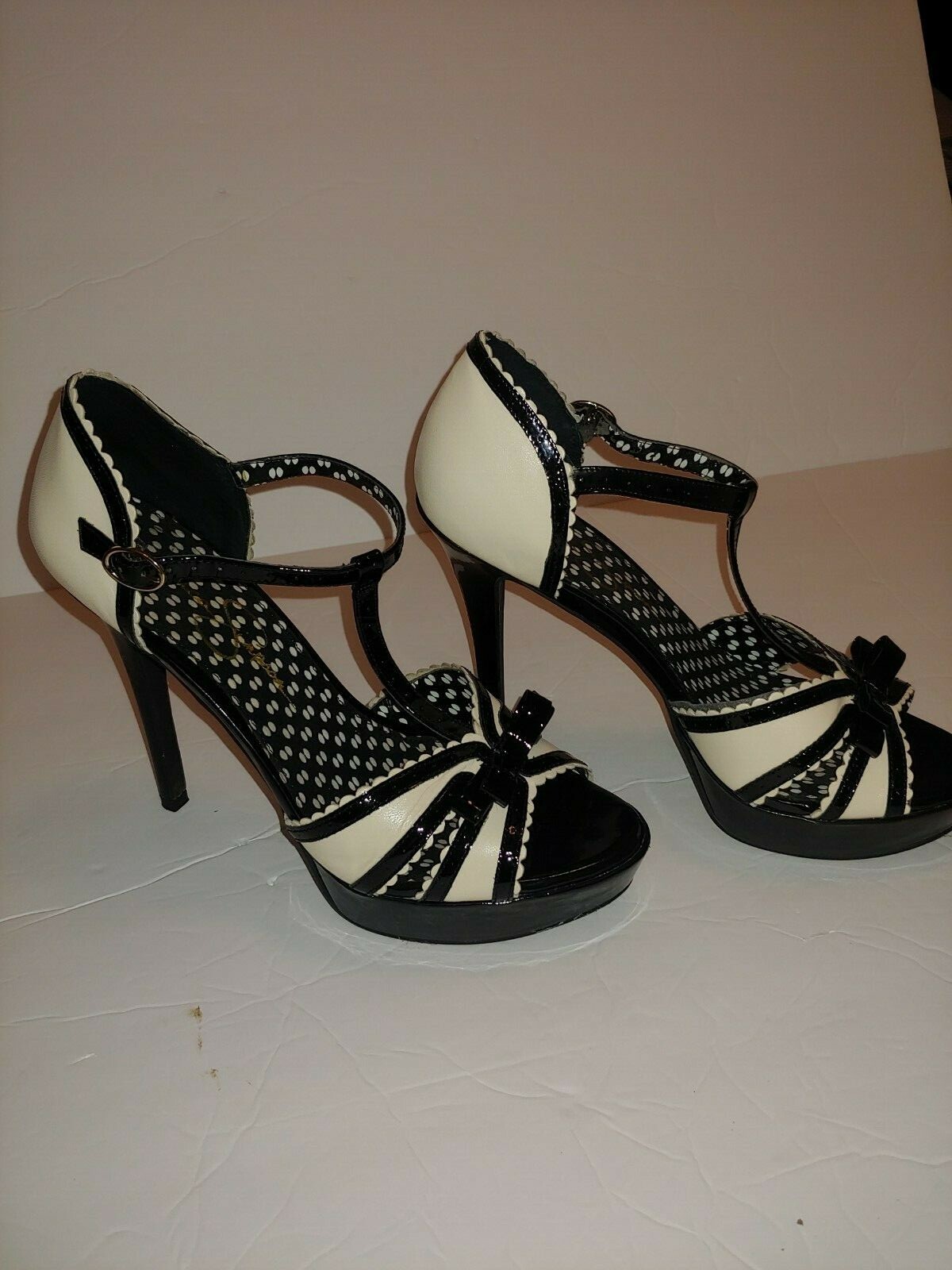 Jessica Simpson Pumps, Women's Size 9BM, White/Black 4 inch Heel | eBay