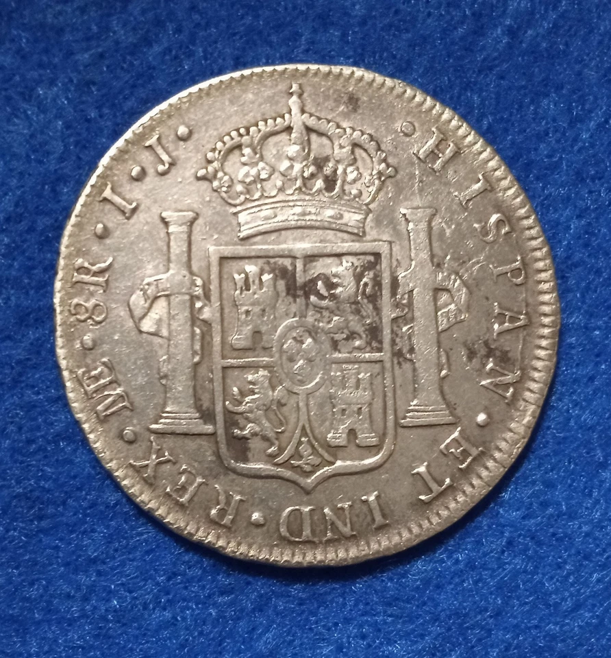 MONEDA COLONIAL ESPAÑOLA PLATA CARLOS REALES 1793 8 REALES llll Foto 2 de 4