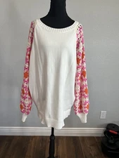 Davi and Dani Women’s Sweater With Crochet Sleeves