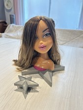 Vintage Bratz Yasmin Vintage Fashion Hair Styling Head MGA 2002