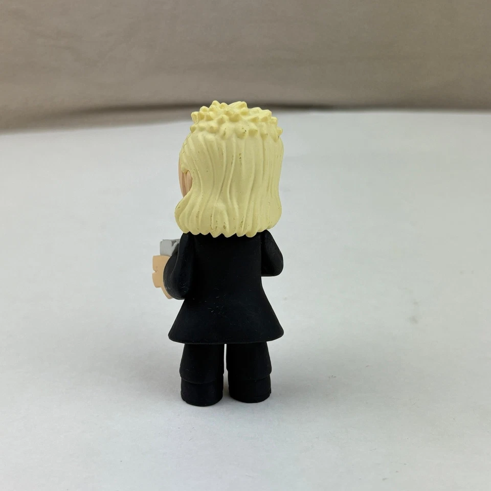 Figura Vinilo Funko Mystery Minis Horror Classic Series 2 The Lost Boys David 3" Foto 3 de 4