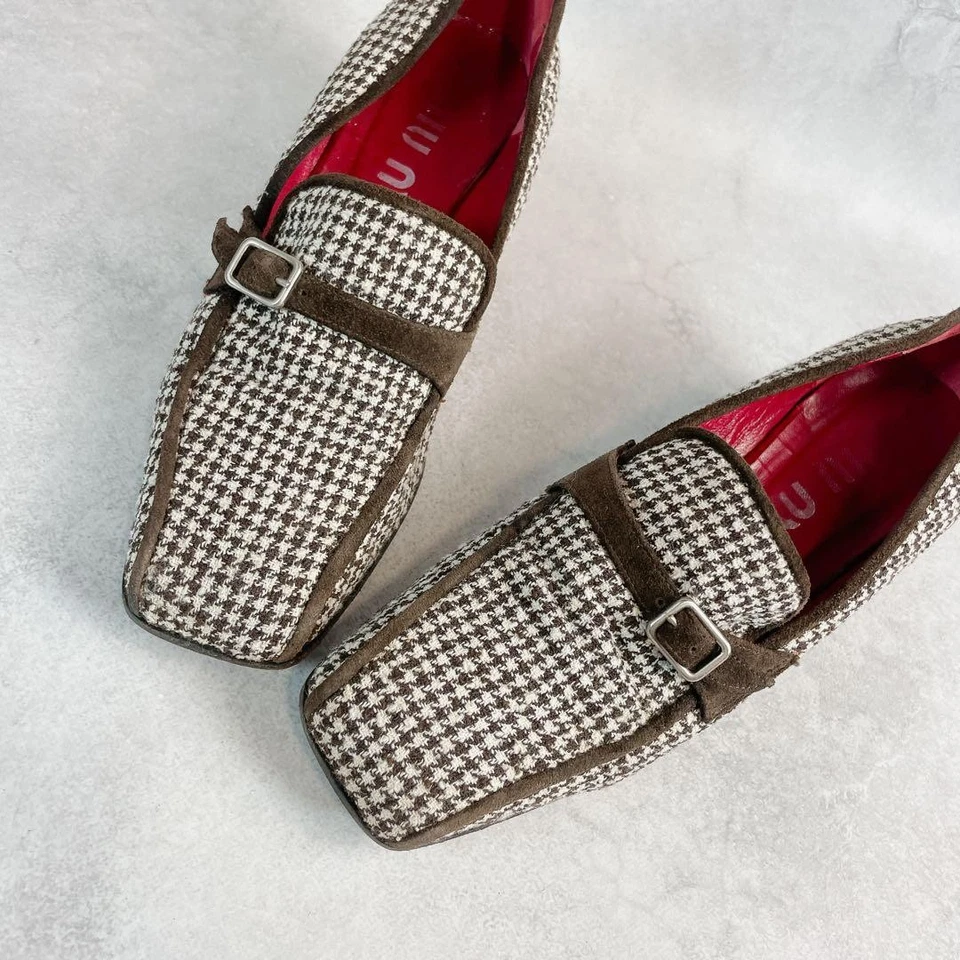 MIU MIU Loafers Shoes EU 37 US 7 Black White Authentic - Image 4 of 4