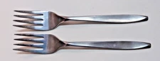 International Stainless Nassau USA 2 Salad Forks 6 1/2"