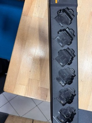 Motorola PMLN7093A Mehrfach-Ladegerät für SL1600 SL2600 TLK100