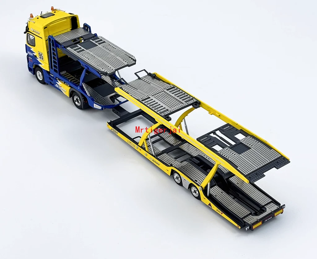 1:64 Spoon Actros Gigaspace 4x2 Trailer Truck FD2 #95 Model