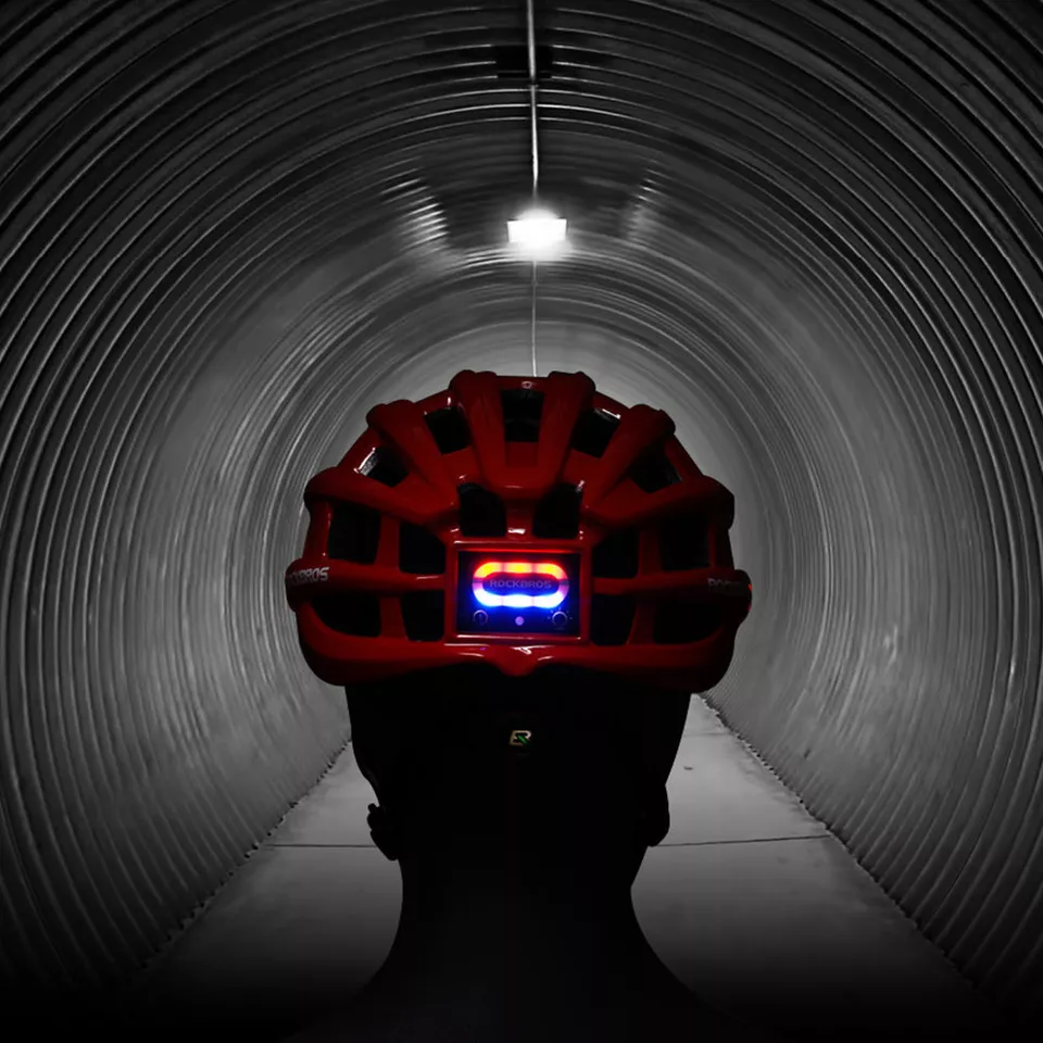 ROCKBROS Faro Bicicleta Casco Inteligente Ultra Ligero Cabeza USB Recargable Foto 2 de 4