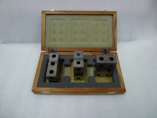SET OF 3 MITUTOYO PRECISION 1-2-3 PARALLEL BLOCKS MODEL 961-912 + CASE