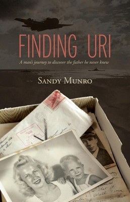 Finding Uri - paperback Munro, Sandy