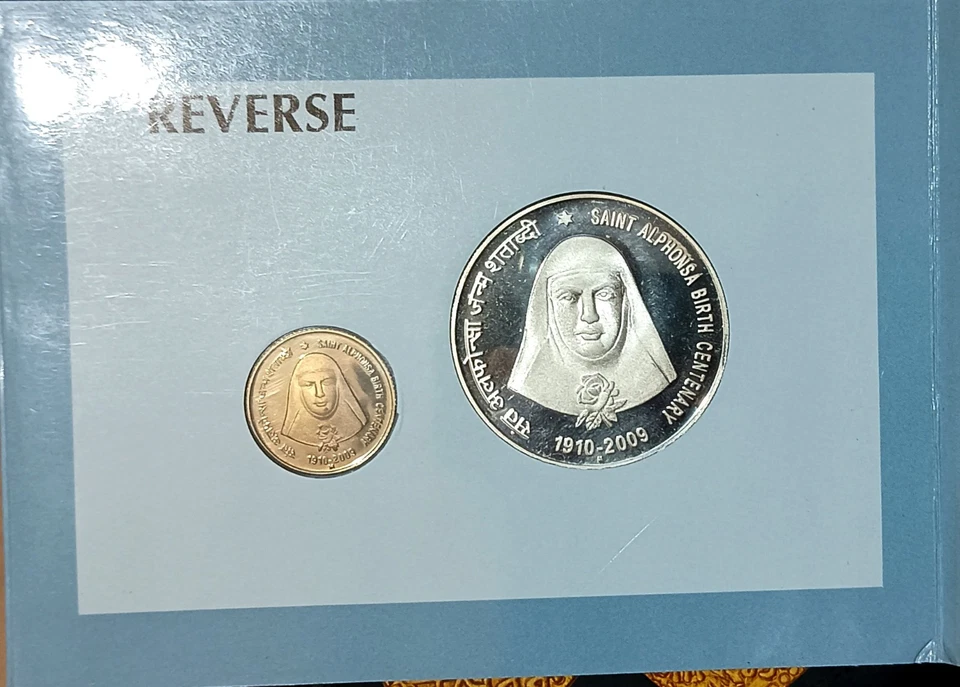India Republic 2009-B Birth Centenary Saint Alphonsa Proof Coin Set Of Rs 100 &5 - Image 3 of 4